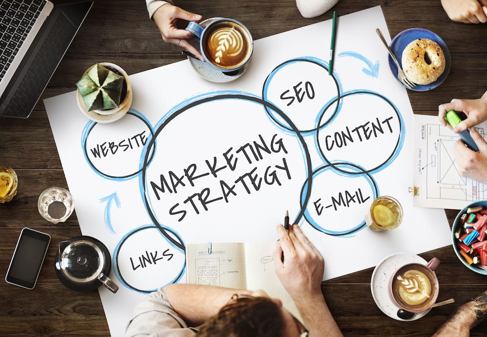 vantaggi-strategia-digital-marketing-articolo-di-approfondimento-sul-digital-marketing-Vanina-Basilli-copywriter